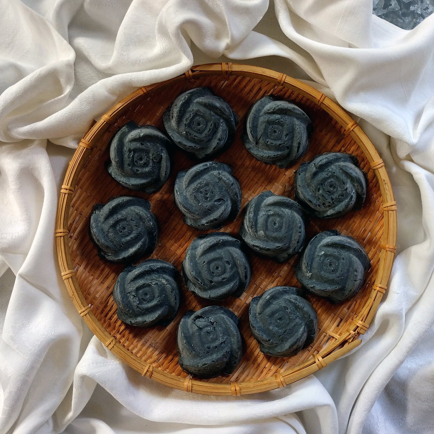 Cranberry Charcoal Shampoo Bar
